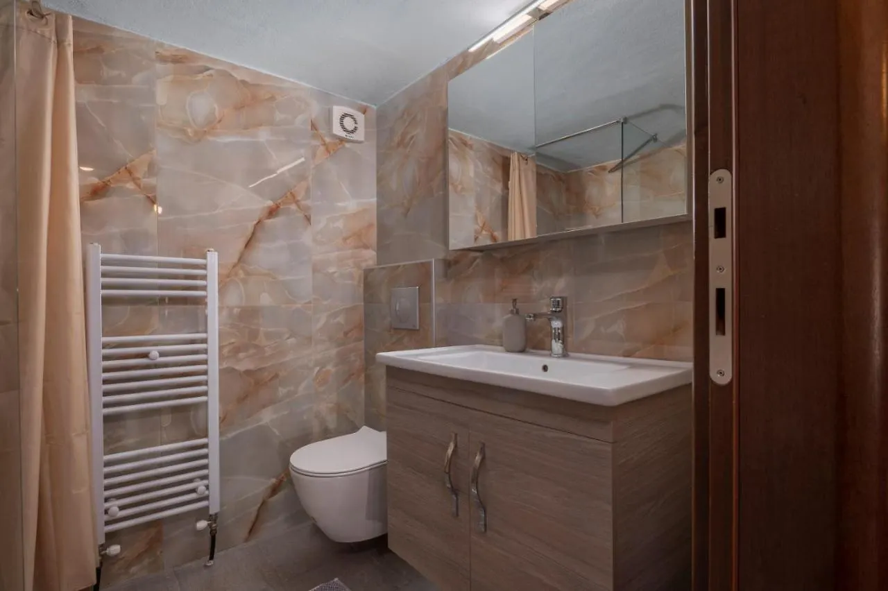 Kosmos Service Apartment City Center 2 With Additional Cost Parking Thessaloniki